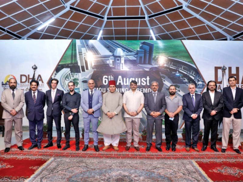 DHA, firms ink MoUs for housing project in Bahawalpur