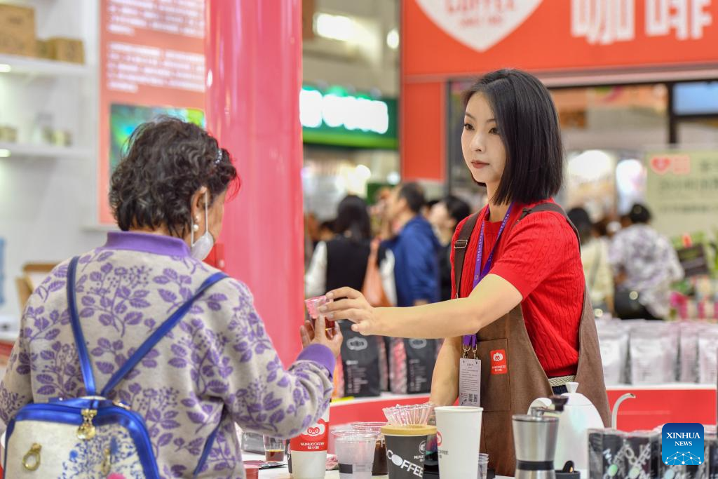 Pakistani products shine at China expo