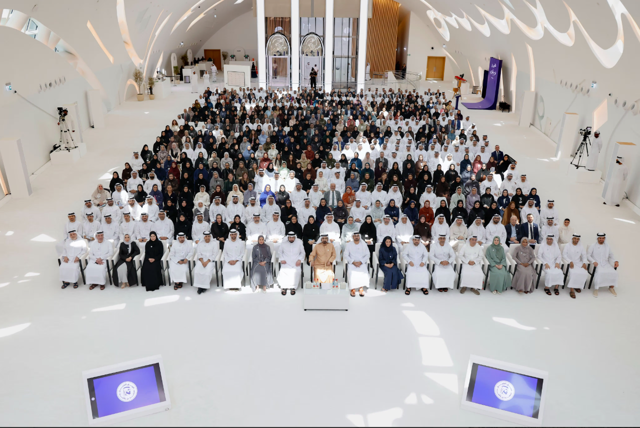 Mohammed bin Rashid Holds Annual Meeting With His Team - UAE