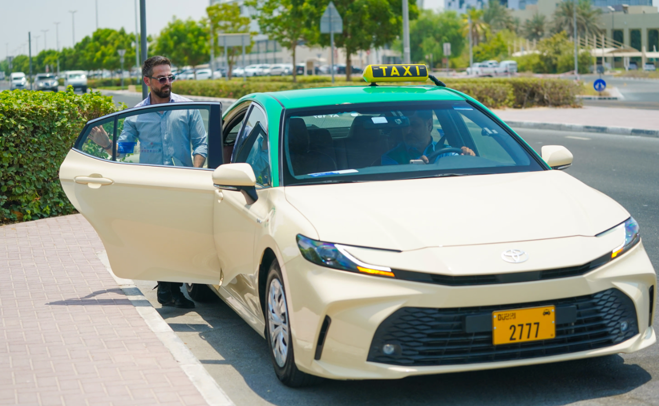 RTA Launches 28 Initiatives to Modernize Dubai's Taxi Services - UAE