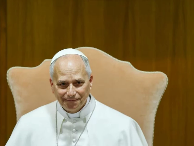 pope leo xiv prepares to speak during the presentation of magnifica humanitas his first encyclical focused on the rise of artificial intelligence at the vatican s aula nuova del sinodo may 25 2026 reuters