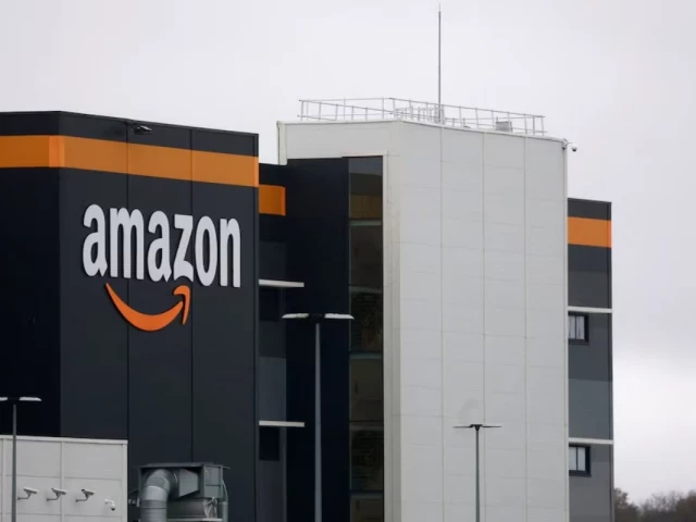the logo of amazon is seen at the company s logistics center in bretigny sur orge near paris france november 28 2025 reuters