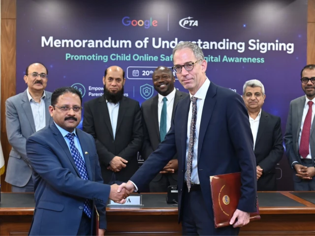 pta chairman muhammad junaid and google representatives sign a memorandum of understanding on child online safety in islamabad photo pta