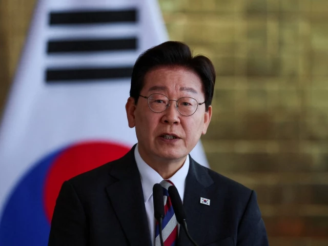 south korean president lee jae myung attends a joint press statement with brazilian president luiz inacio lula da silva not pictured at the alvorada palace in brasilia brazil july 27 2026 photo reuters