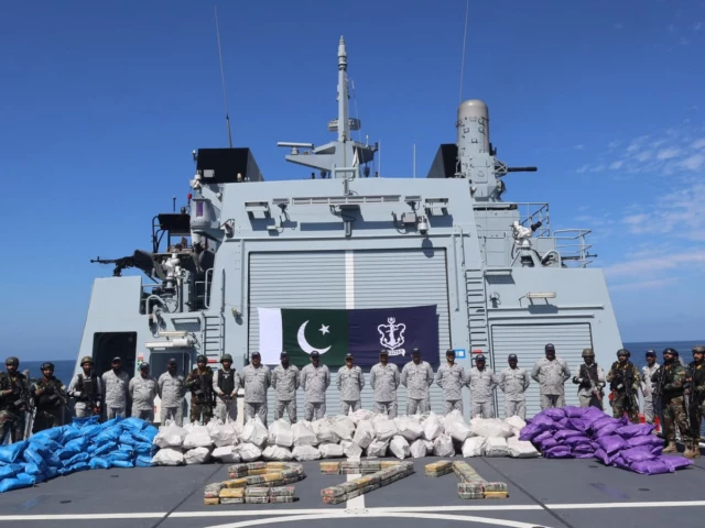 pakistan navy seizes narcotics worth 96m in arabian sea photo ispr